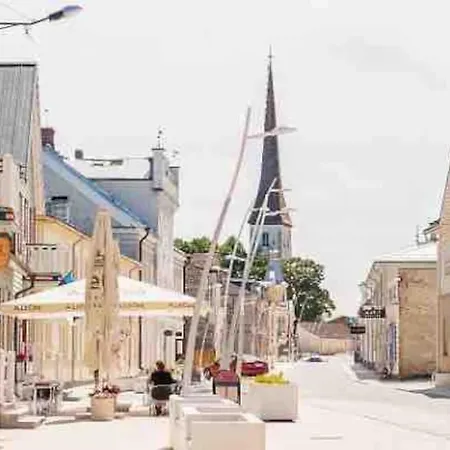 Apartment Very Lovely Old Down Place Close To Castle Rakvere